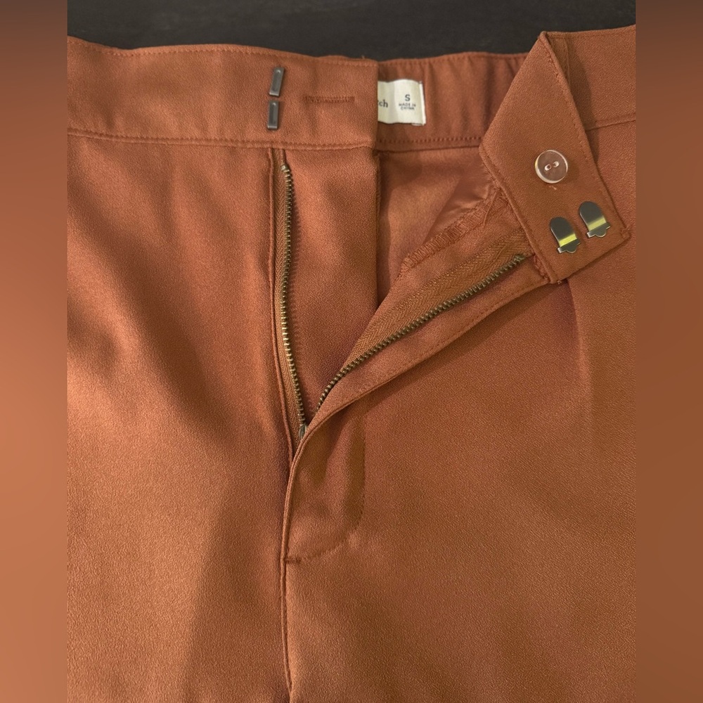 Abercrombie & Fitch High Waisted Tailored Shorts, Rust/Burnt Orange, Size Small - Picture 4 of 7